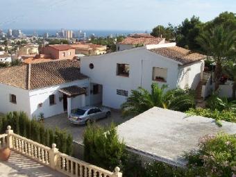 Detached villa with sea views Calpe